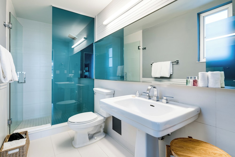 Liberty Park Hotel South Beach — Hotel rooms in Miami, Florida