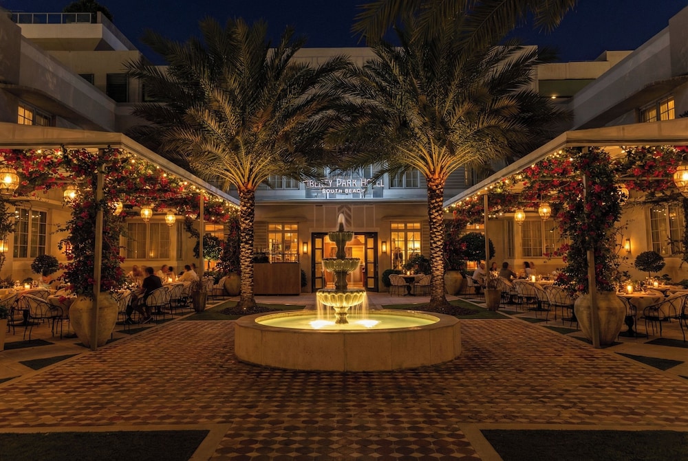 Liberty Park Hotel South Beach — Restaurant & bars in Miami, Florida