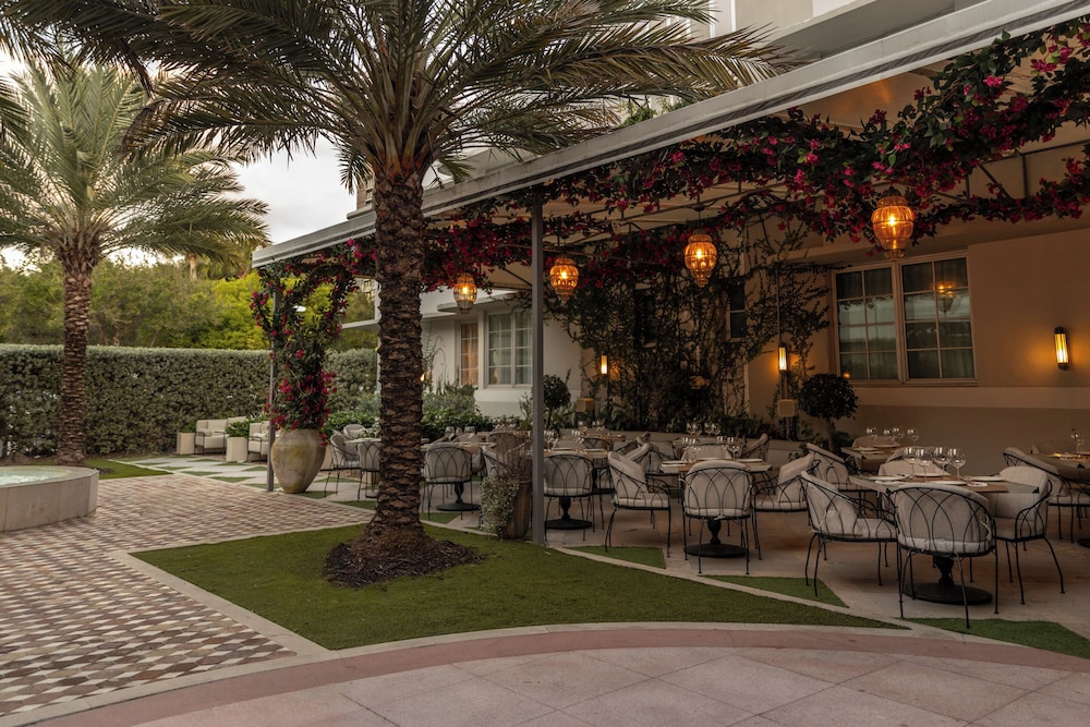 Liberty Park Hotel South Beach — Restaurant & bars in Miami, Florida