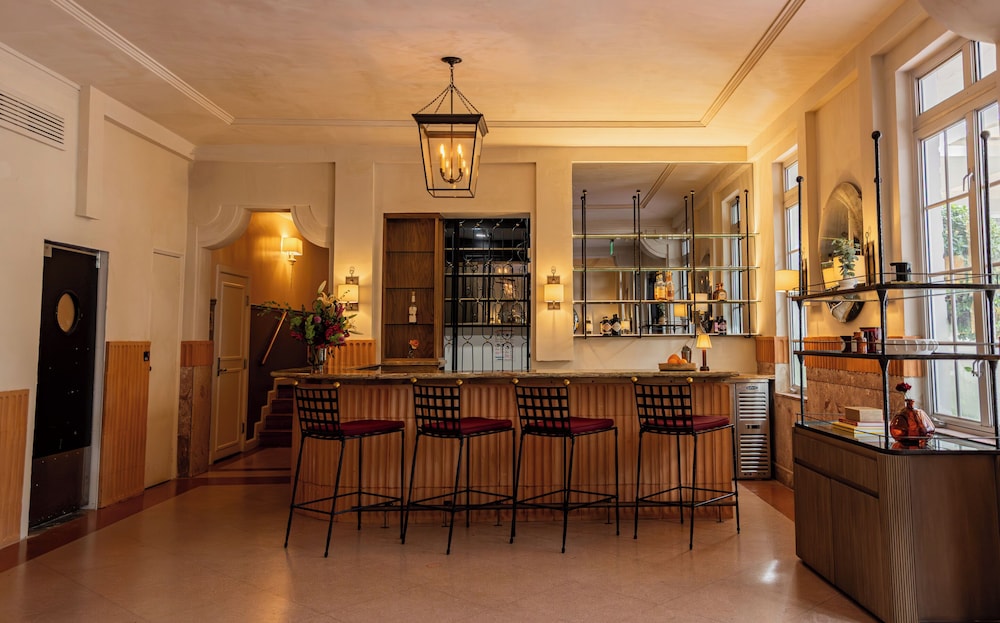 Liberty Park Hotel South Beach — Restaurant & bars in Miami, Florida