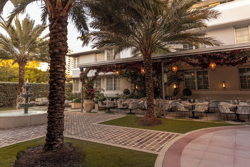 Liberty Park Hotel South Beach — Restaurant & bars in Miami, Florida