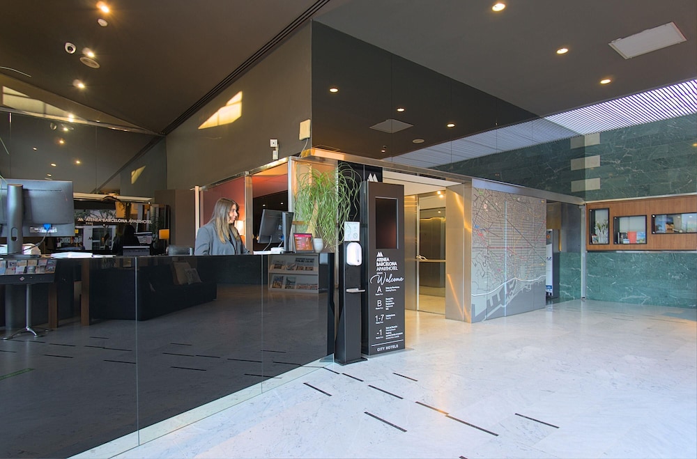 Aparthotel Atenea Barcelona — Hotel building in Barcelona, Catalonia