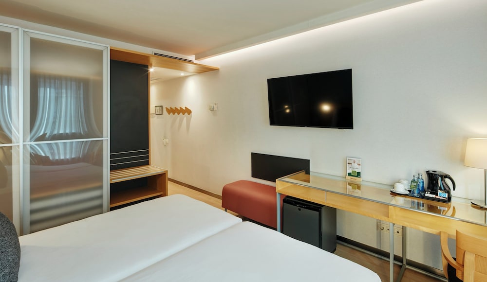 Sercotel Caspe — Hotel rooms in Barcelona, Catalonia