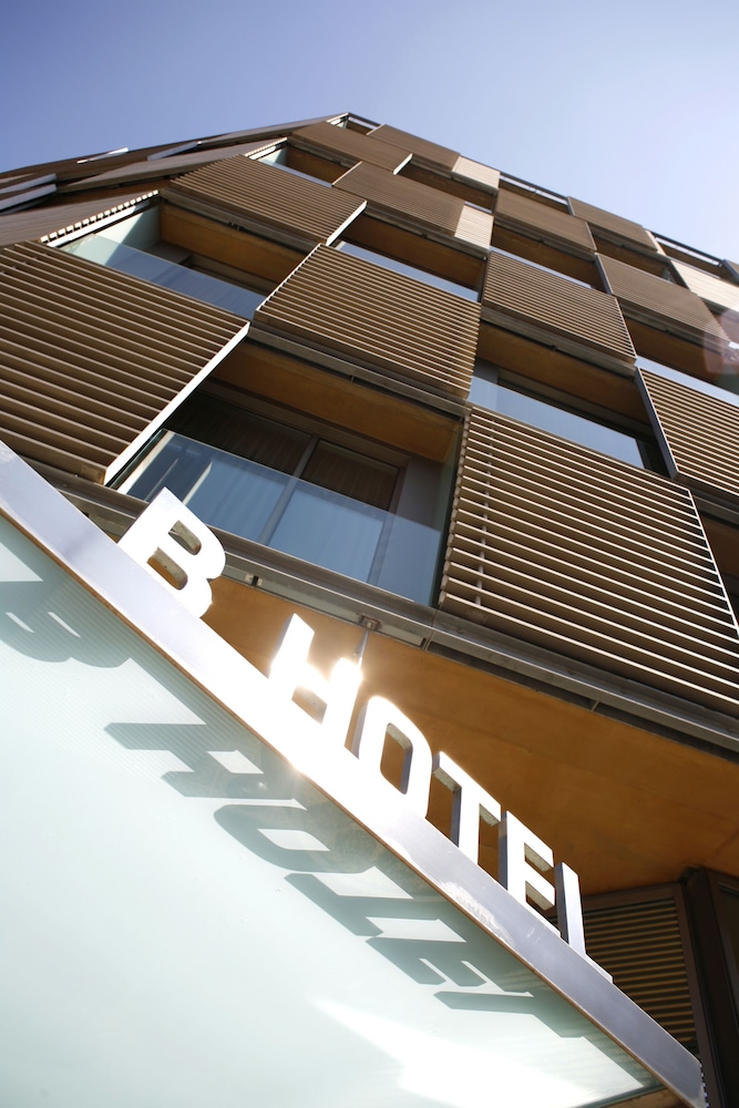 B-Hotel — Hotel building in Barcelona, Catalonia