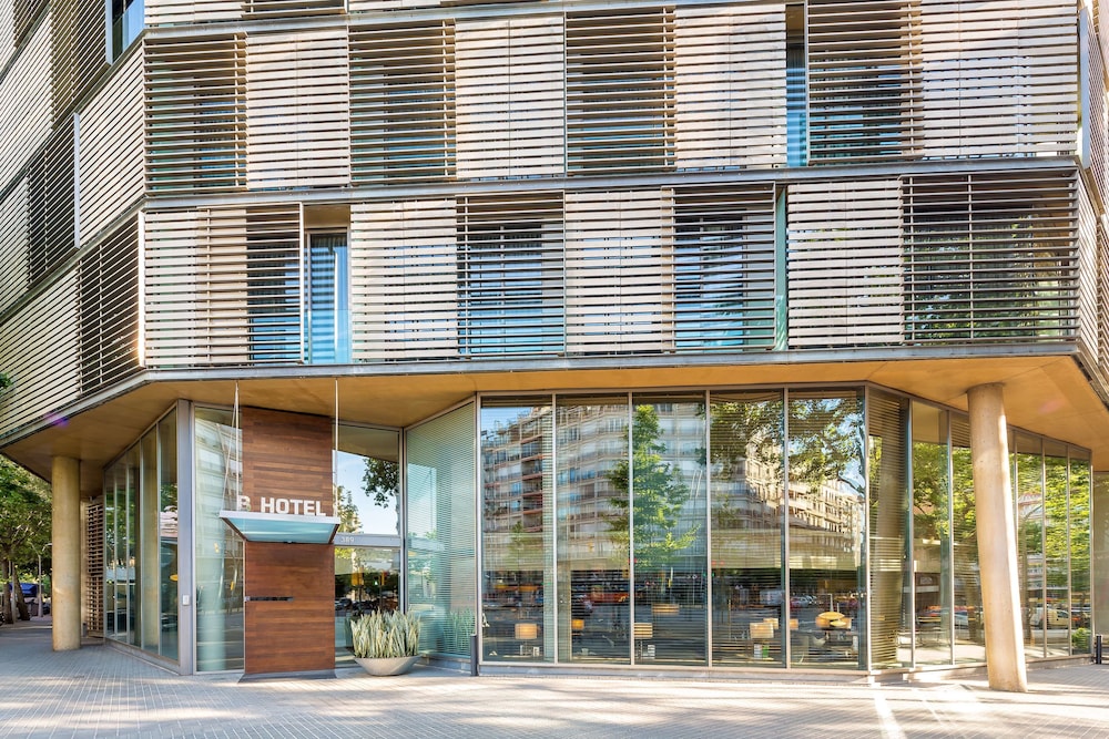 B-Hotel — Hotel building in Barcelona, Catalonia