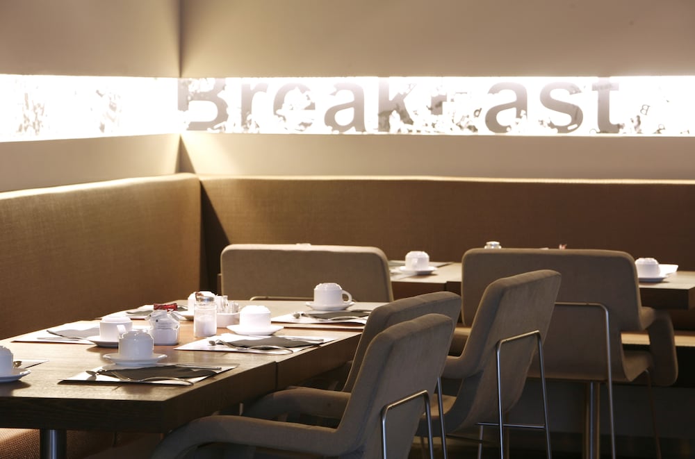 B-Hotel — Restaurant & bars in Barcelona, Catalonia