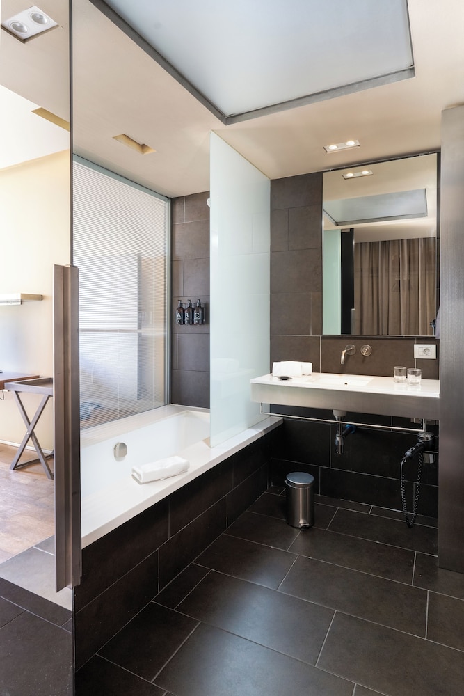 B-Hotel — Hotel rooms in Barcelona, Catalonia