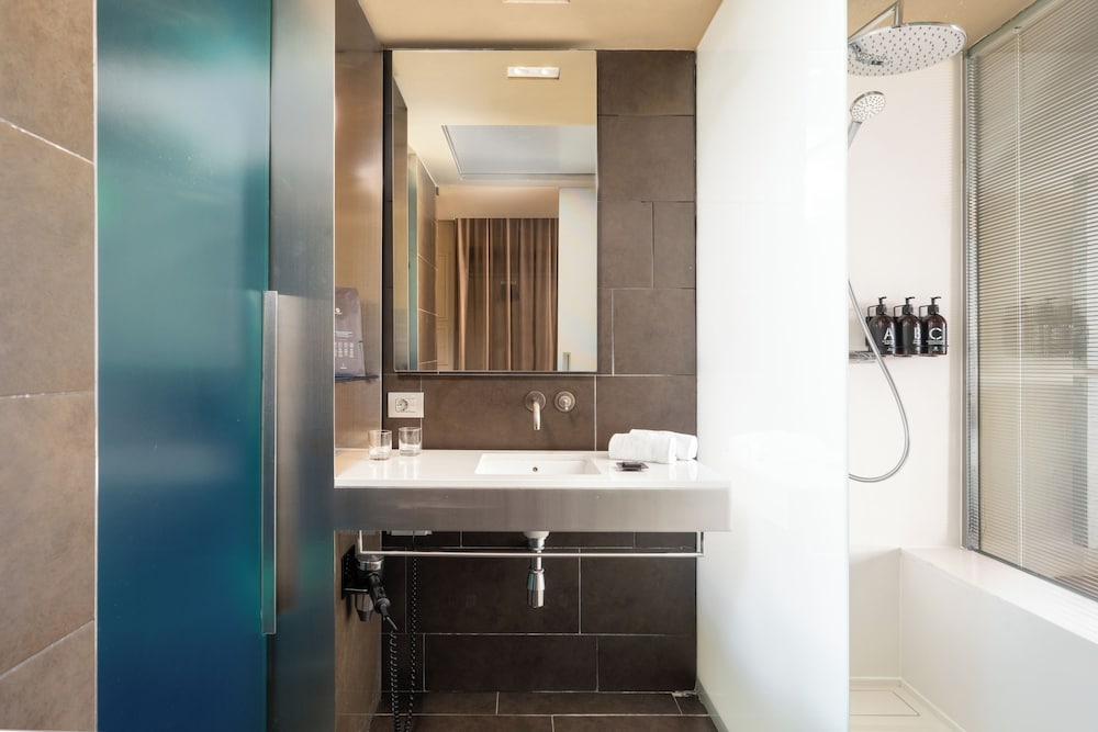 B-Hotel — Hotel rooms in Barcelona, Catalonia