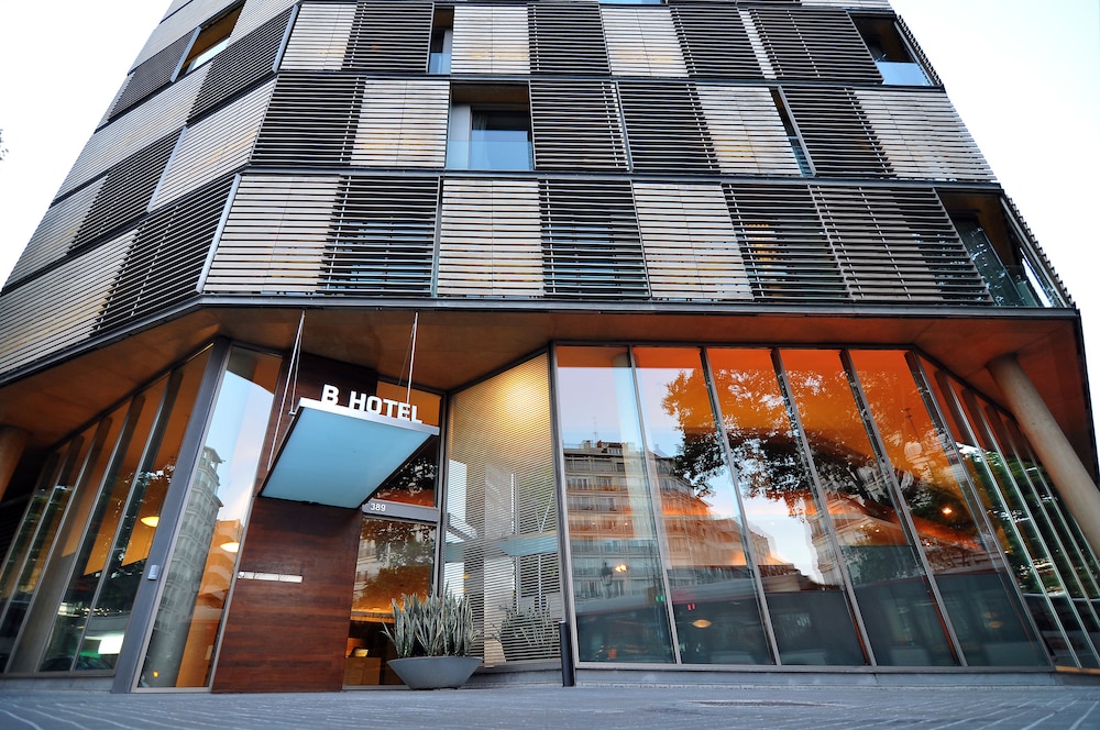 B-Hotel — Hotel building in Barcelona, Catalonia