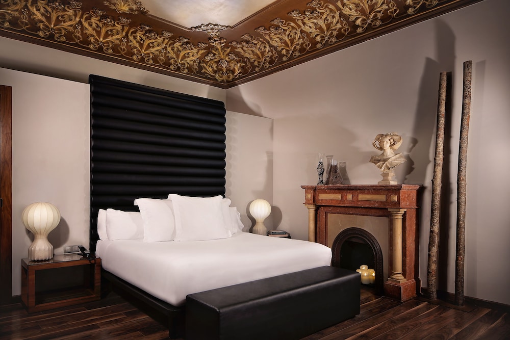 Hotel Balmes a member of Preferred Hotels & Resorts — Hotel rooms in Barcelona, Catalonia