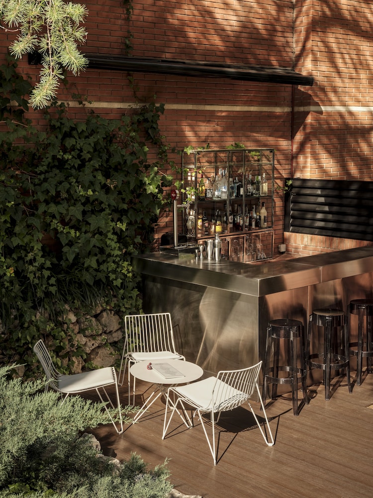 Hotel Balmes a member of Preferred Hotels & Resorts — Restaurant & bars in Barcelona, Catalonia