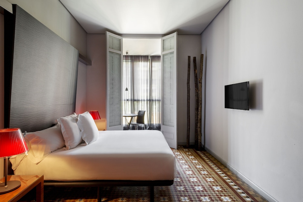 Hotel Balmes a member of Preferred Hotels & Resorts — Hotel rooms in Barcelona, Catalonia