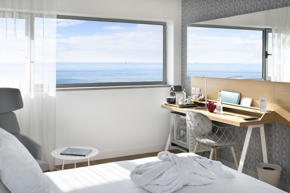 Occidental Atenea Mar- Adults Only — Hotel rooms in Barcelona, Catalonia