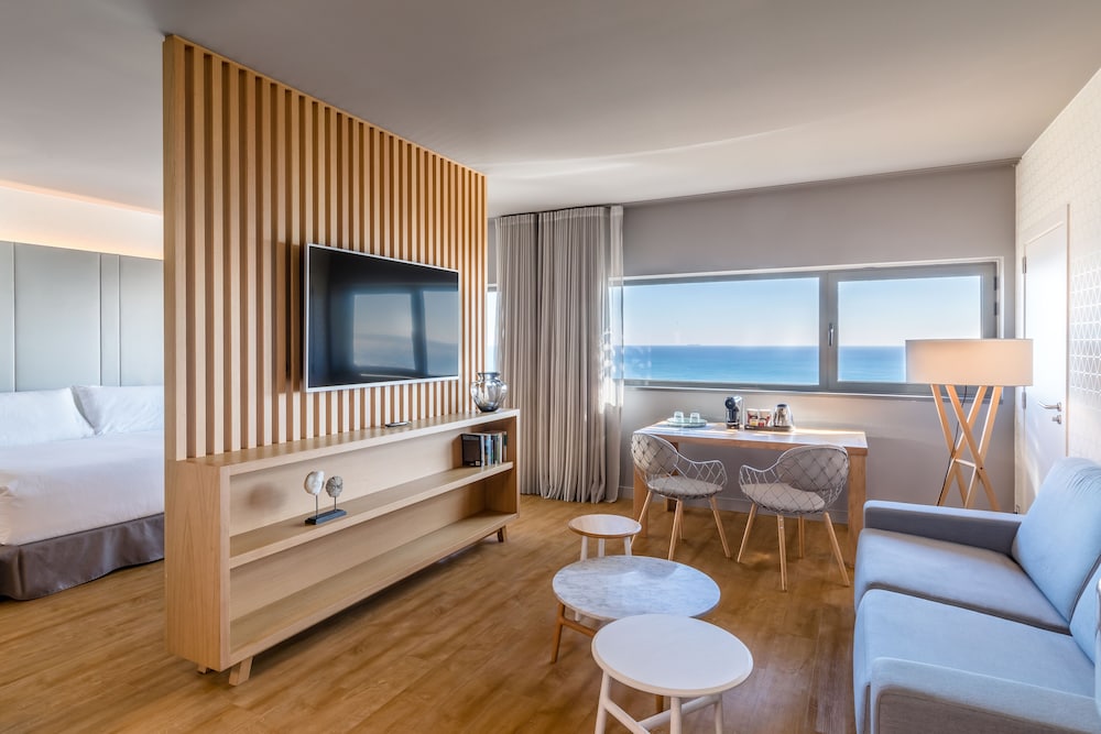 Occidental Atenea Mar- Adults Only — Hotel rooms in Barcelona, Catalonia
