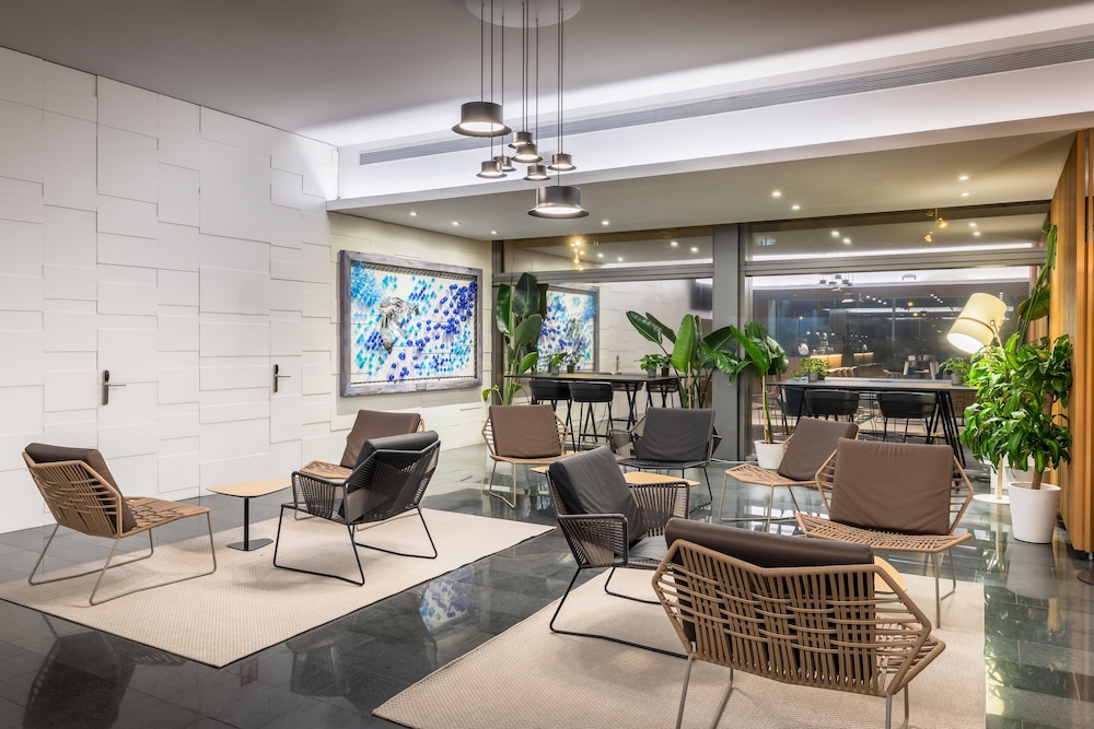 Occidental Atenea Mar- Adults Only — Restaurant & bars in Barcelona, Catalonia