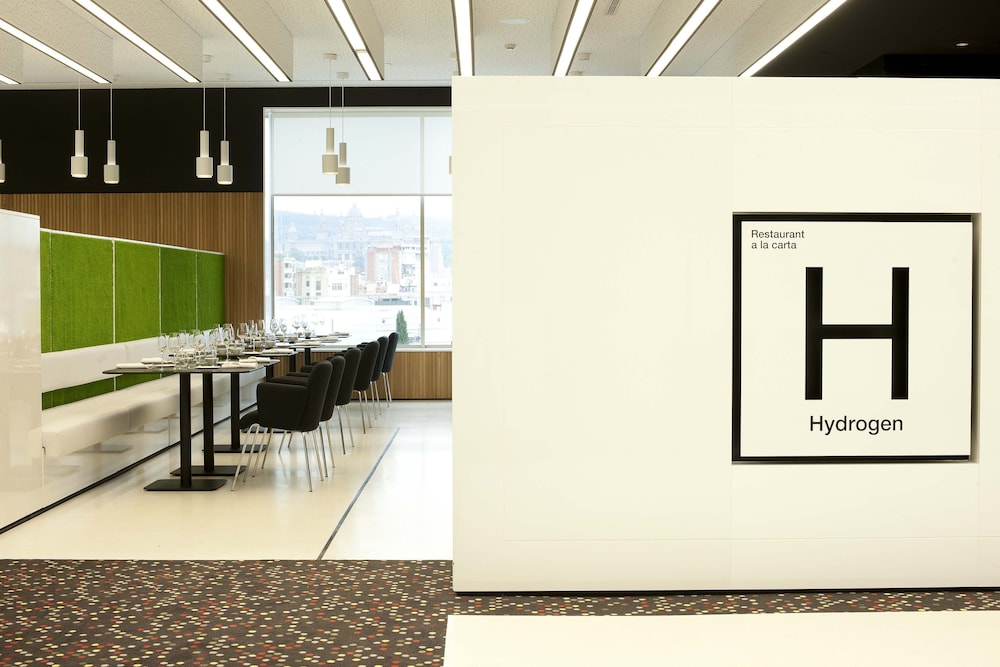 Barceló Sants — Restaurant & bars in Barcelona, Catalonia
