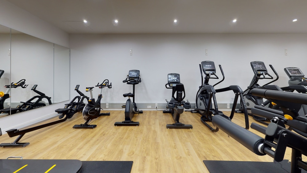 Barceló Sants — Sports & recreation in Barcelona, Catalonia