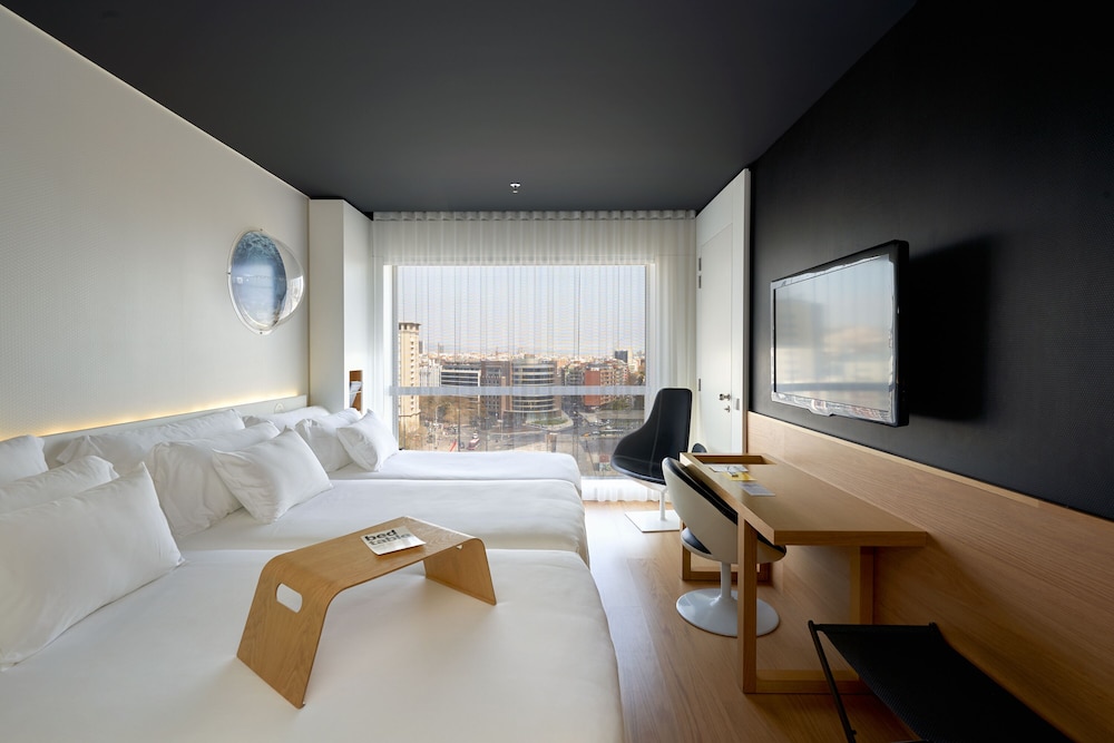 Barceló Sants — Hotel rooms in Barcelona, Catalonia