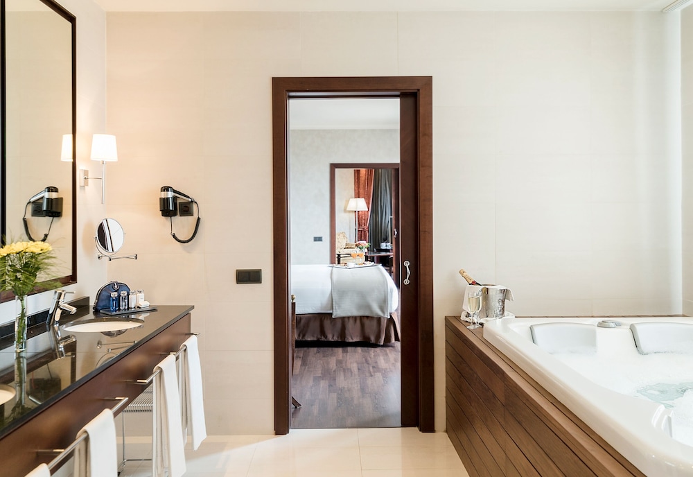 Hotel Barcelona Center — Hotel rooms in Barcelona, Catalonia