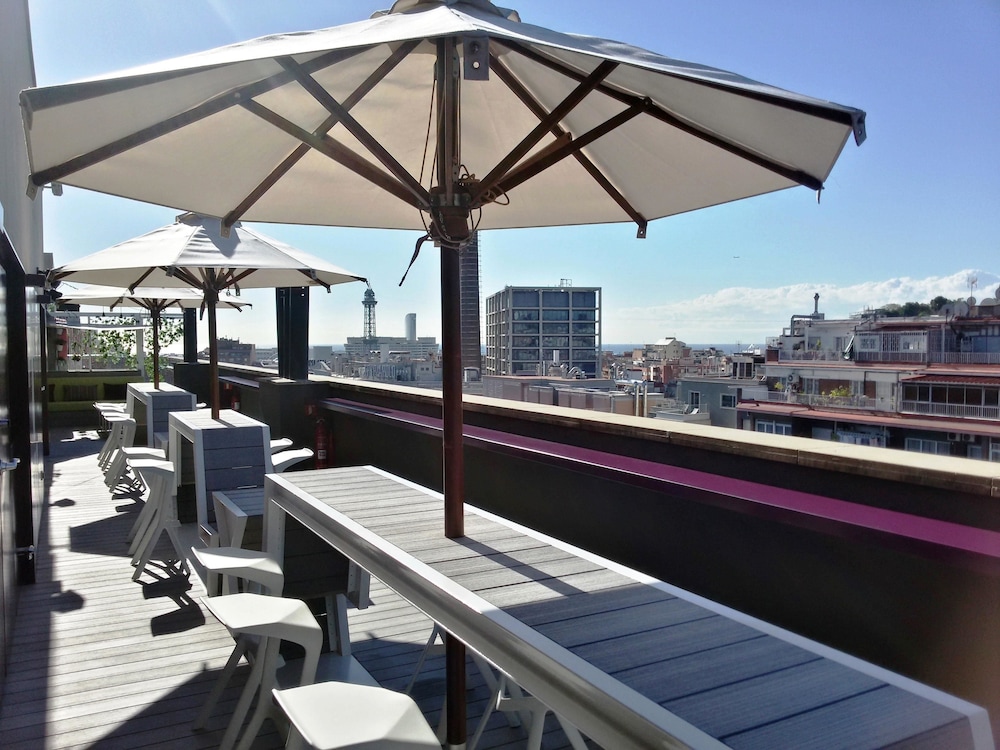 Hotel Barcelona Universal — Restaurant & bars in Barcelona, Catalonia