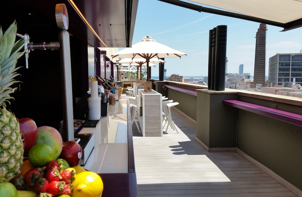 Hotel Barcelona Universal — Restaurant & bars in Barcelona, Catalonia