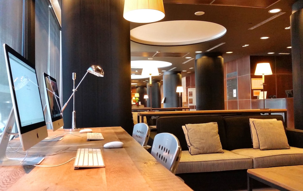 Hotel Barcelona Universal — Restaurant & bars in Barcelona, Catalonia