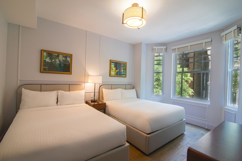 Hotel Belleclaire Central Park, a Small Luxury Hotel — Hotel rooms in New York City, New York State