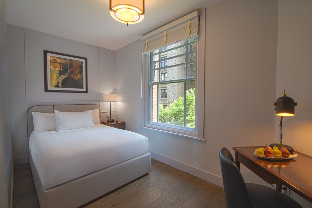 Hotel Belleclaire Central Park, a Small Luxury Hotel — Hotel rooms in New York City, New York State