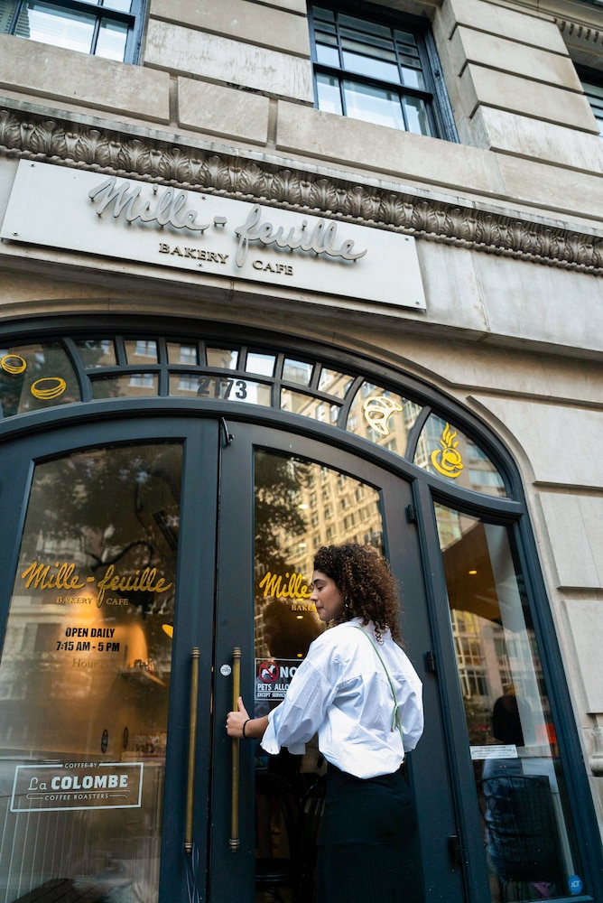 Hotel Belleclaire Central Park, a Small Luxury Hotel — Restaurant & bars in New York City, New York State