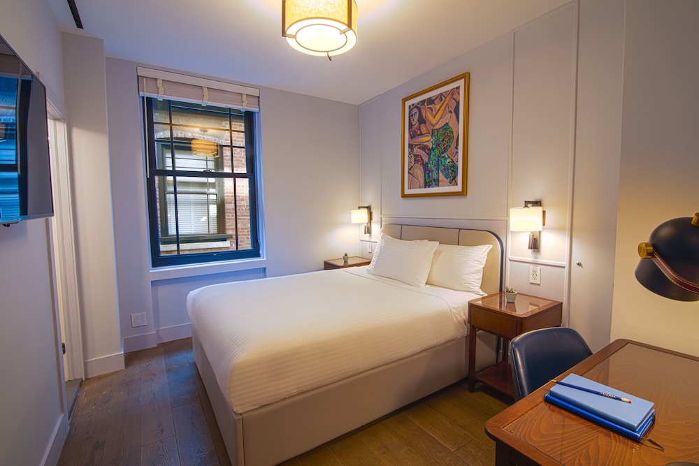 Hotel Belleclaire Central Park, a Small Luxury Hotel — Hotel rooms in New York City, New York State