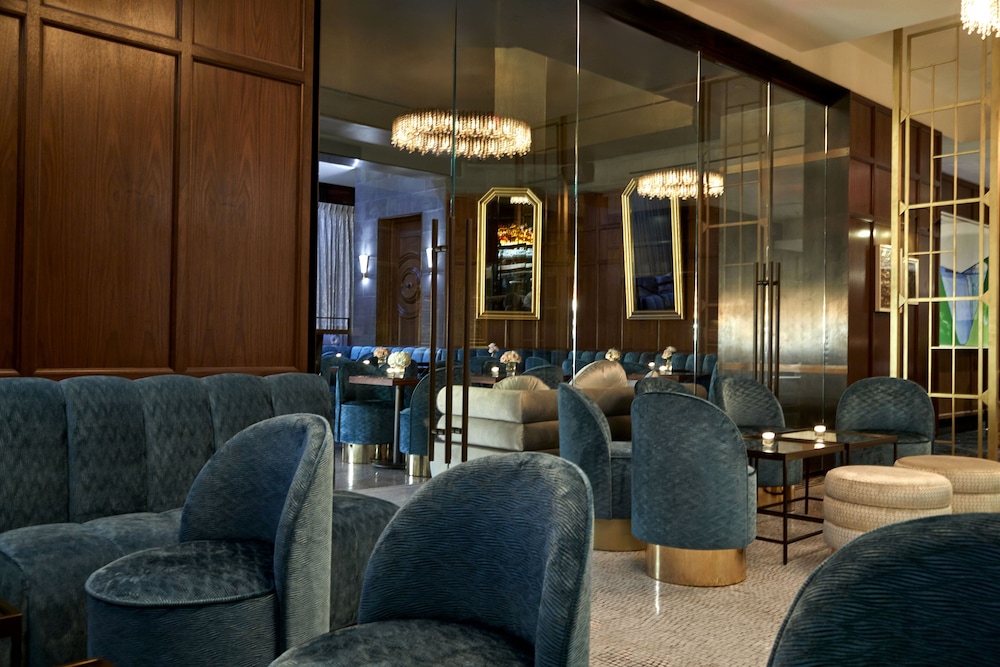 Hotel Belleclaire Central Park, a Small Luxury Hotel — Restaurant & bars in New York City, New York State