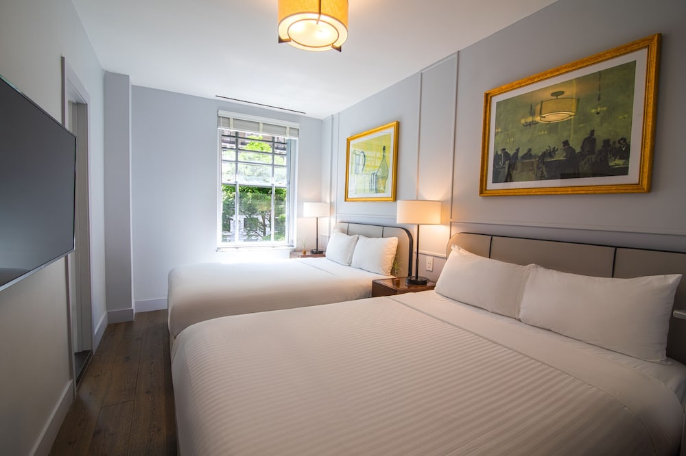 Hotel Belleclaire Central Park, a Small Luxury Hotel — Hotel rooms in New York City, New York State