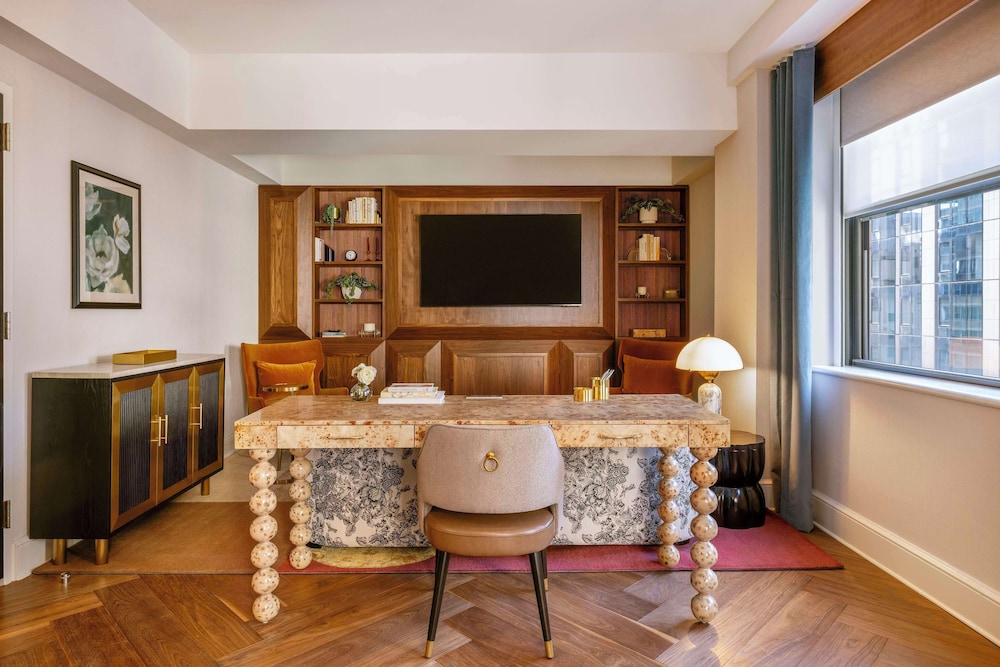 The Benjamin Royal Sonesta New York — Hotel rooms in New York City, New York State
