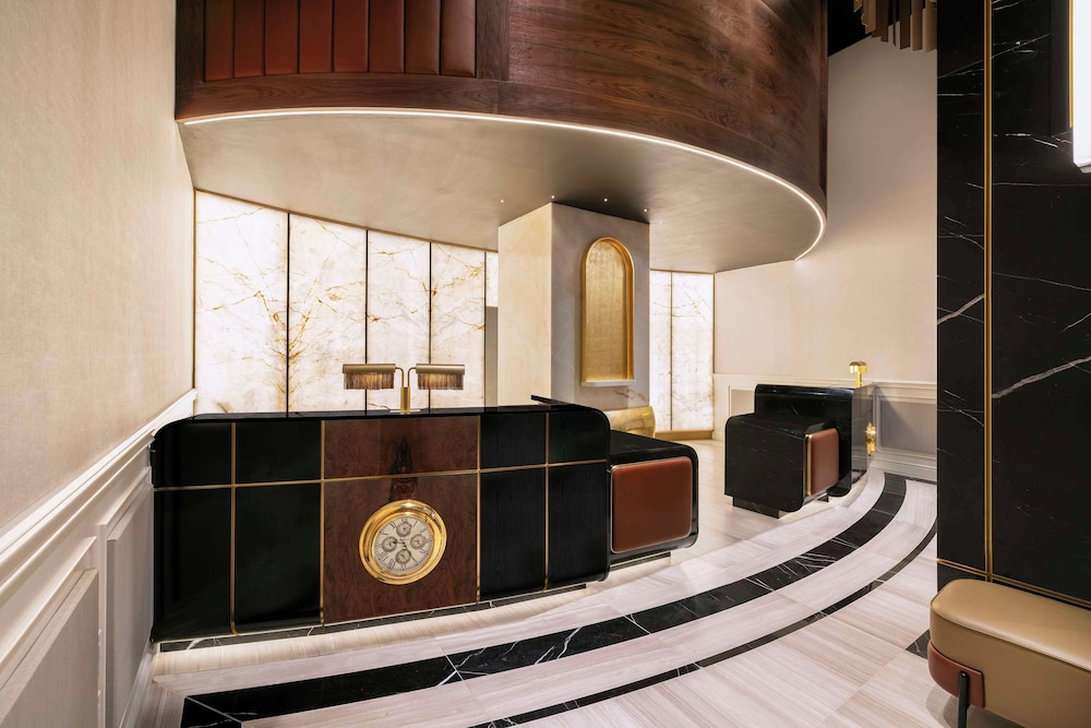 The Benjamin Royal Sonesta New York — Hotel building in New York City, New York State