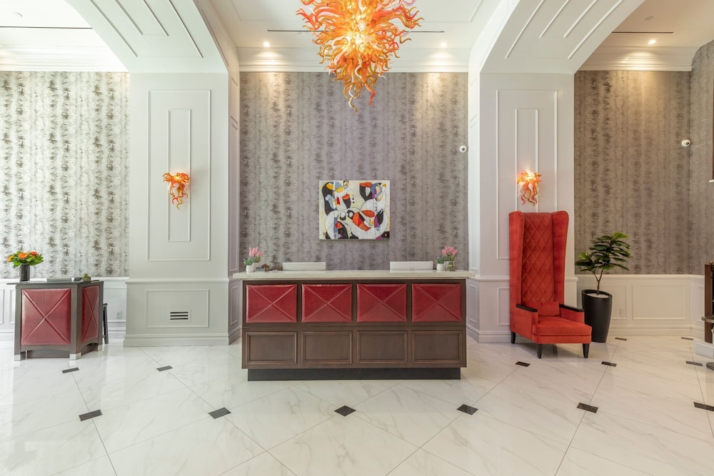 Broadway Plaza Hotel — Hotel building in New York City, New York State