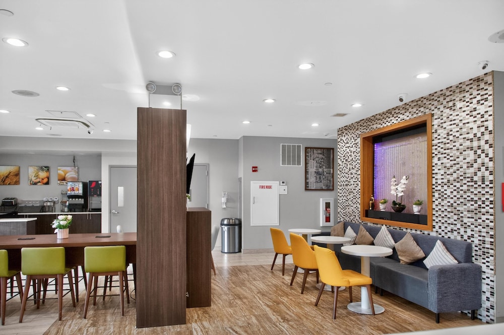 Times Square West Hotel, BW Signature Collection — Hotel building in New York City, New York State