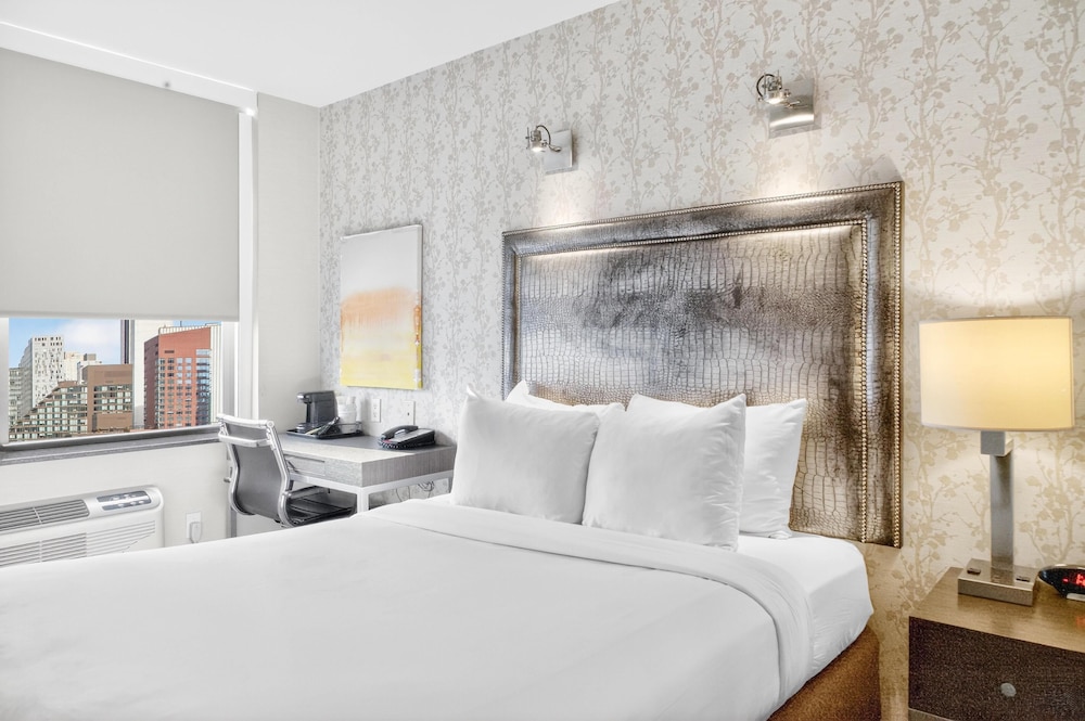 Times Square West Hotel, BW Signature Collection — Hotel rooms in New York City, New York State