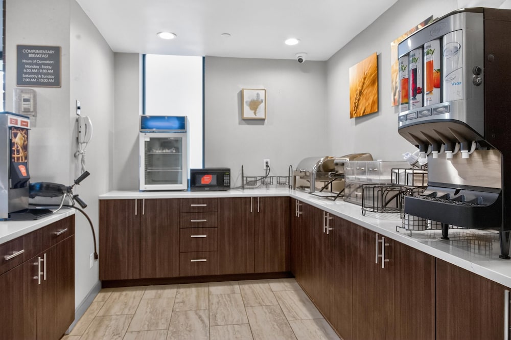 Times Square West Hotel, BW Signature Collection — Restaurant & bars in New York City, New York State