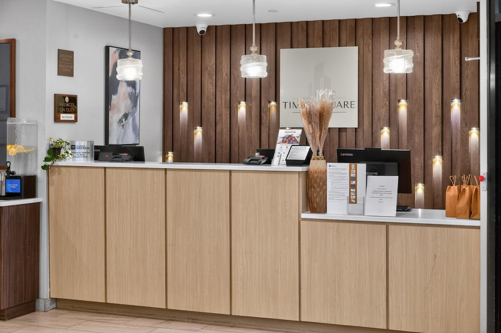 Times Square West Hotel, BW Signature Collection — Hotel building in New York City, New York State