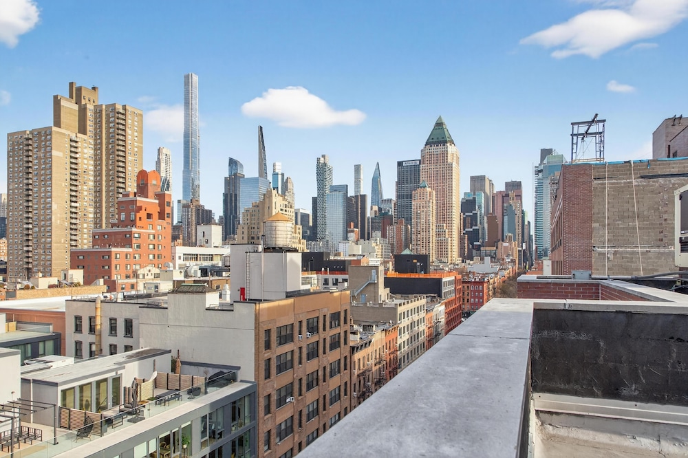 Times Square West Hotel, BW Signature Collection — Attractions in the area in New York City, New York State