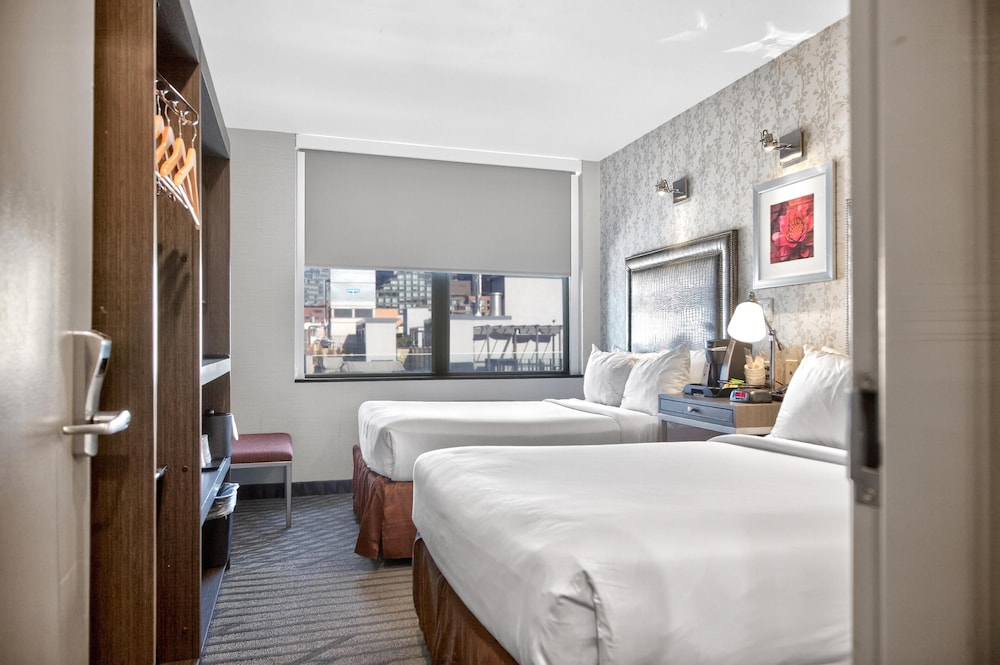 Times Square West Hotel, BW Signature Collection — Hotel rooms in New York City, New York State