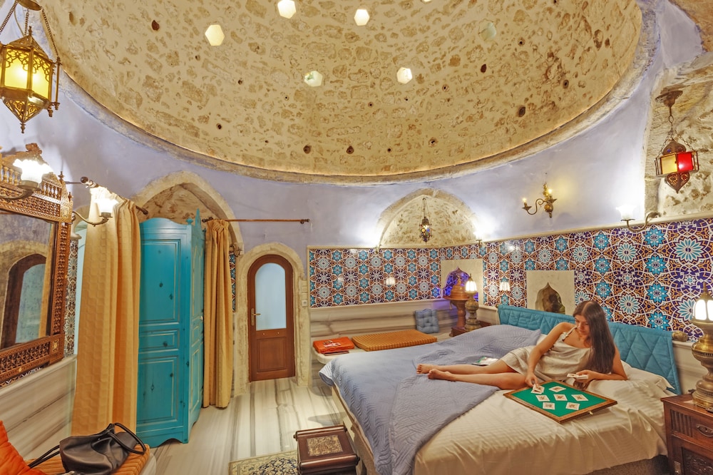 Hamam Oriental Suites — Hotel rooms in Rethymnon