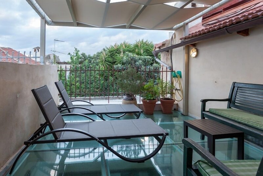 Hamam Oriental Suites — Hotel building in Rethymnon