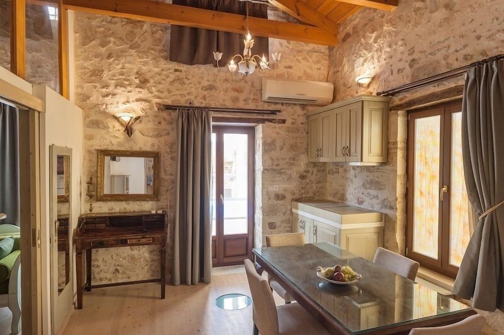 Hamam Oriental Suites — Hotel rooms in Rethymnon