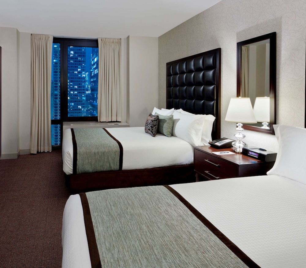Distrikt Hotel New York City, Tapestry Collection by Hilton — Hotel rooms in New York City, New York State