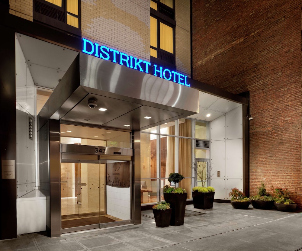 Distrikt Hotel New York City, Tapestry Collection by Hilton — Hotel building in New York City, New York State