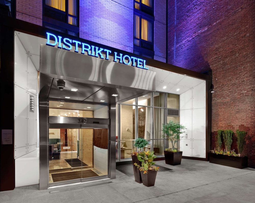 Distrikt Hotel New York City, Tapestry Collection by Hilton — Main photo in New York City, New York State