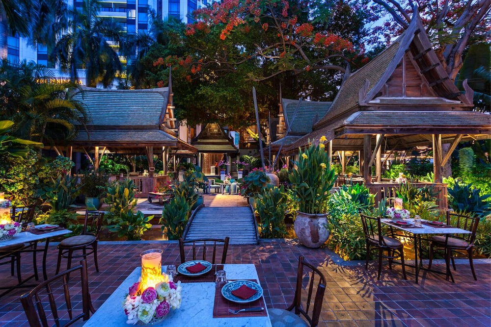 The Peninsula Bangkok — Restaurant & bars in Bangkok, Bangkok