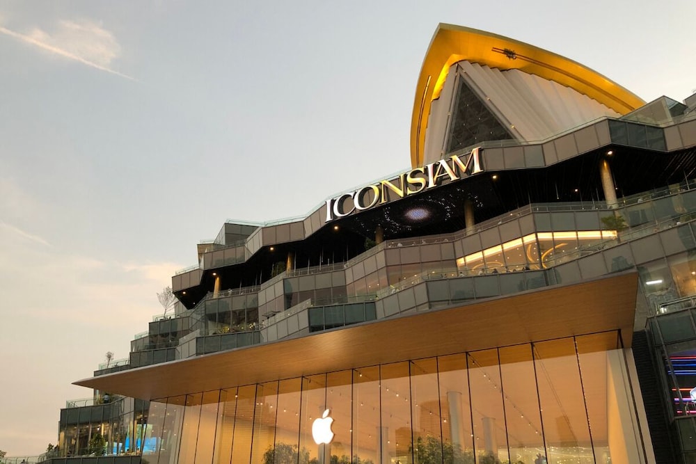 The Peninsula Bangkok — Attractions in the area in Bangkok, Bangkok