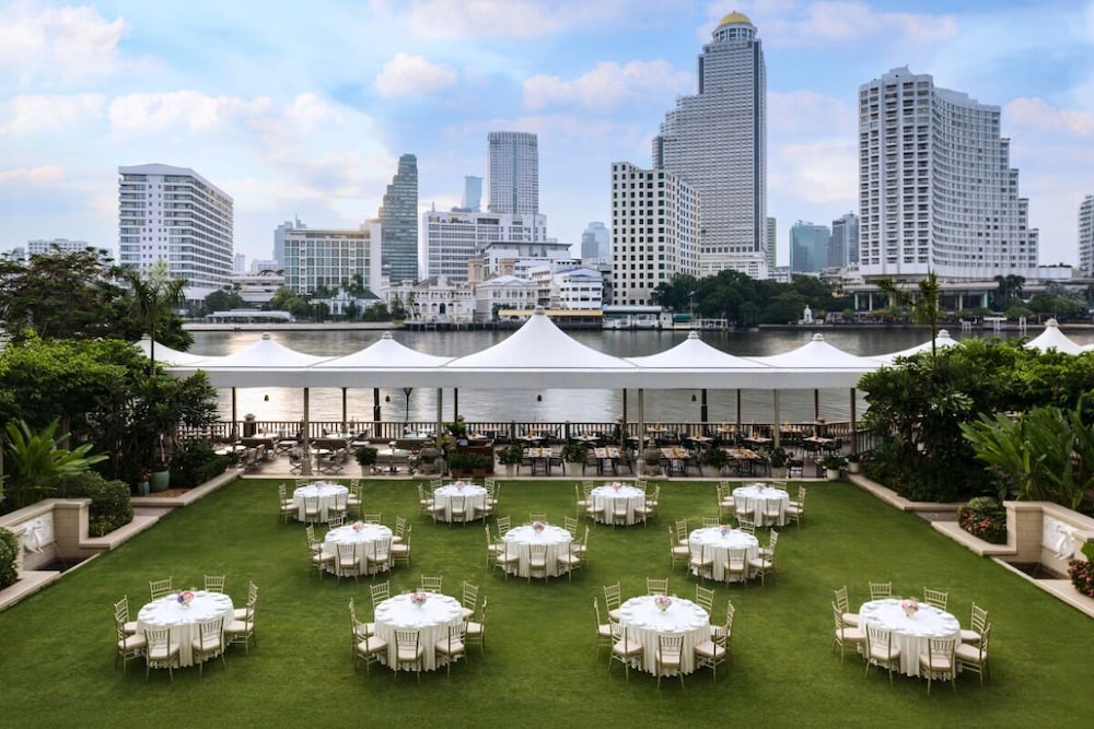 The Peninsula Bangkok — Hotel building in Bangkok, Bangkok